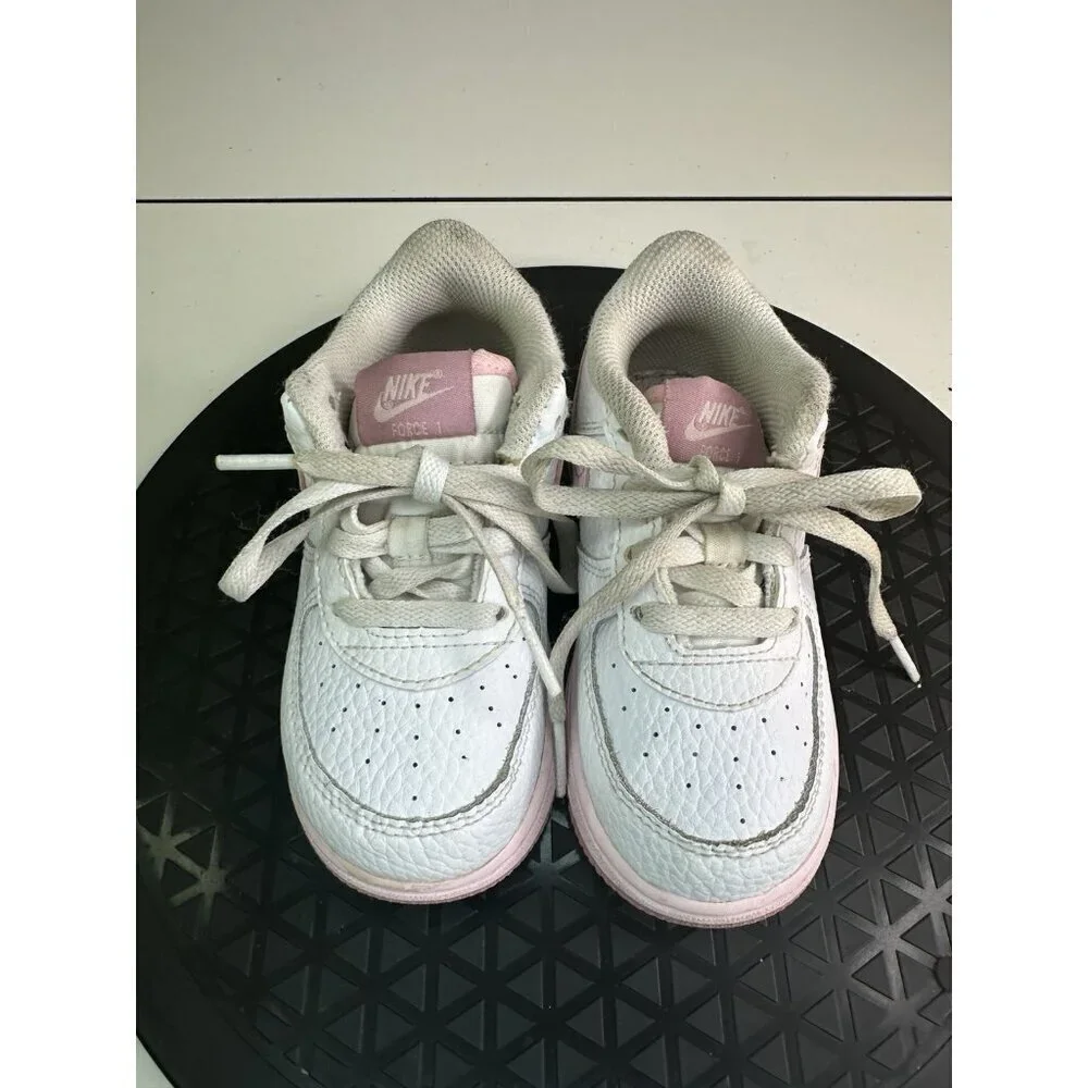 Nike Force1 infant Jr Kids Shoes Sz 8C Boy / Girl Pink🩷Trainers Sneakers